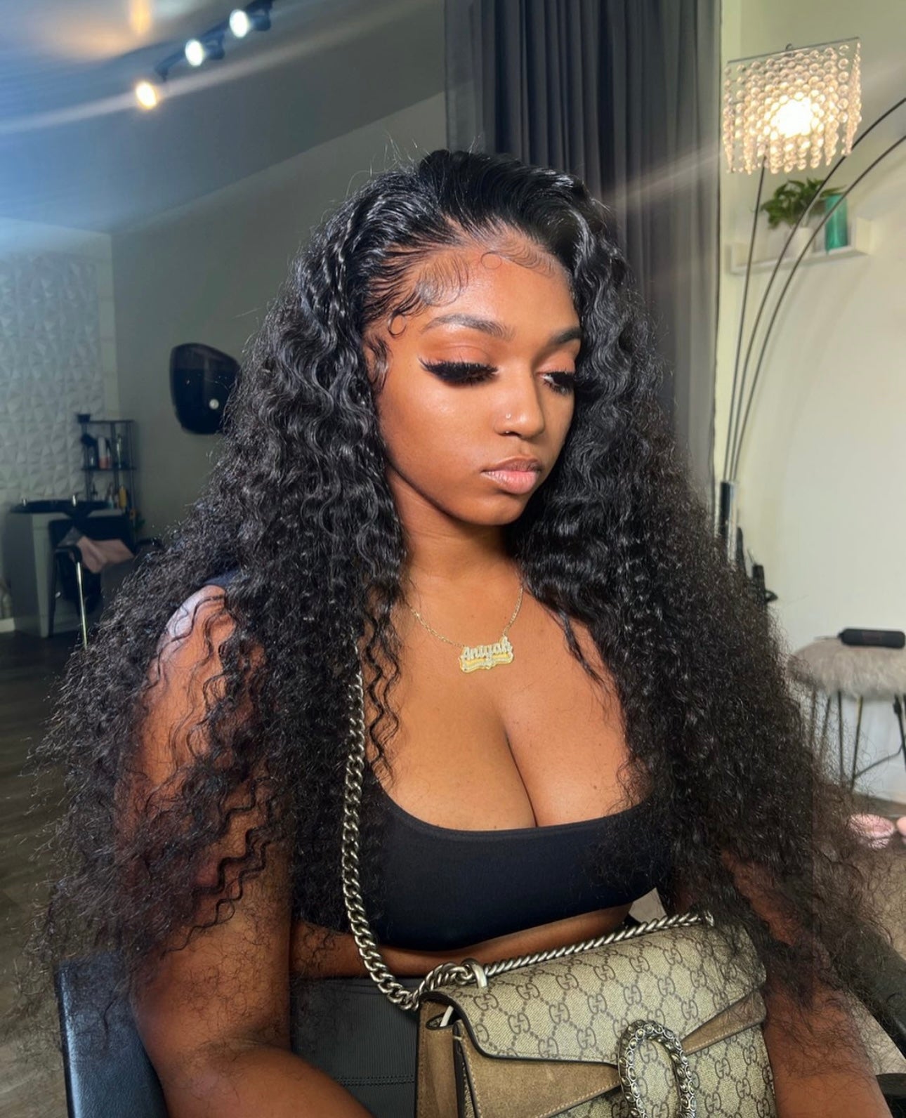 13 x 4 HD LACE FRONTAL WIG 18in